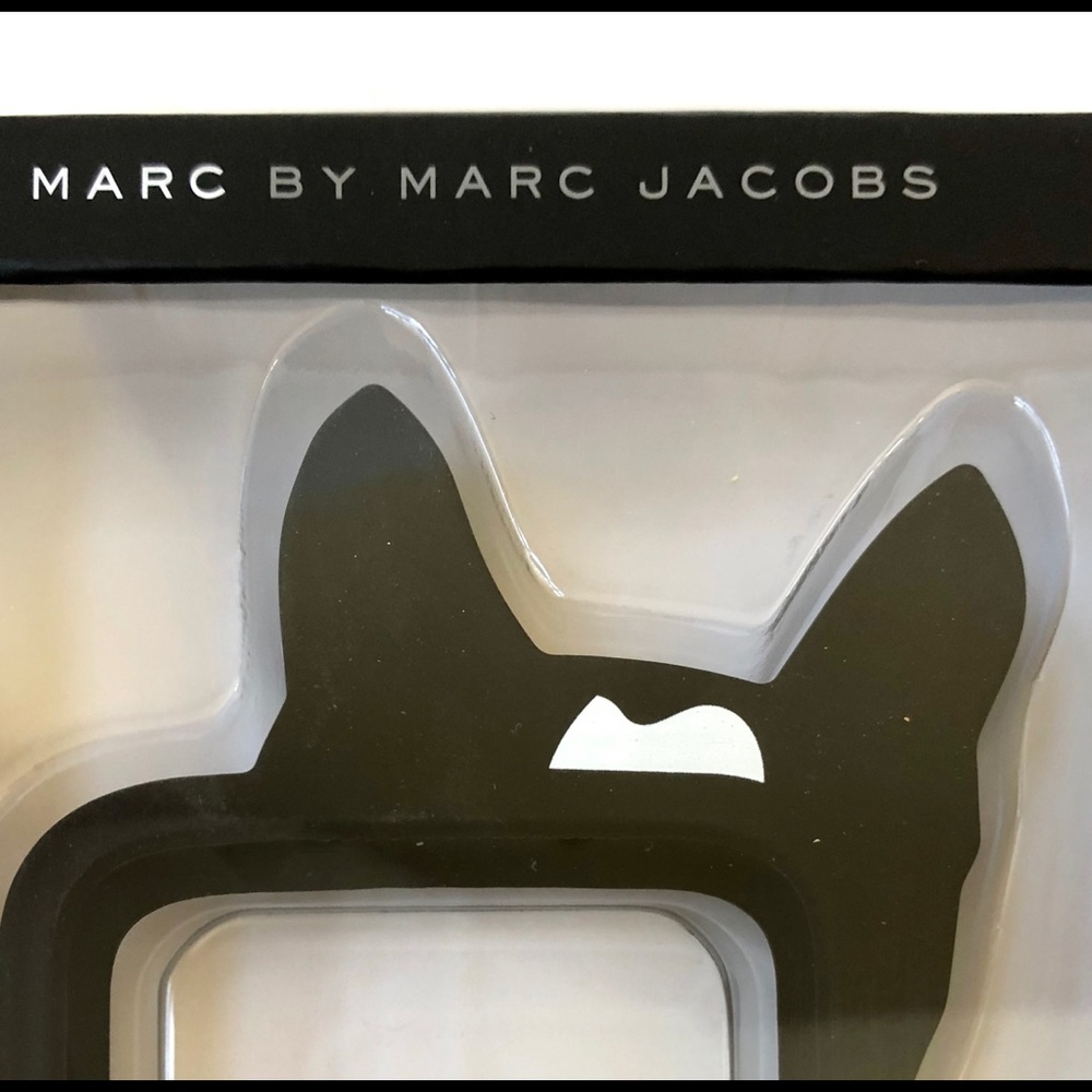NWT MARC BY MARC JACOBS Phone Case - Picture 5 of 7